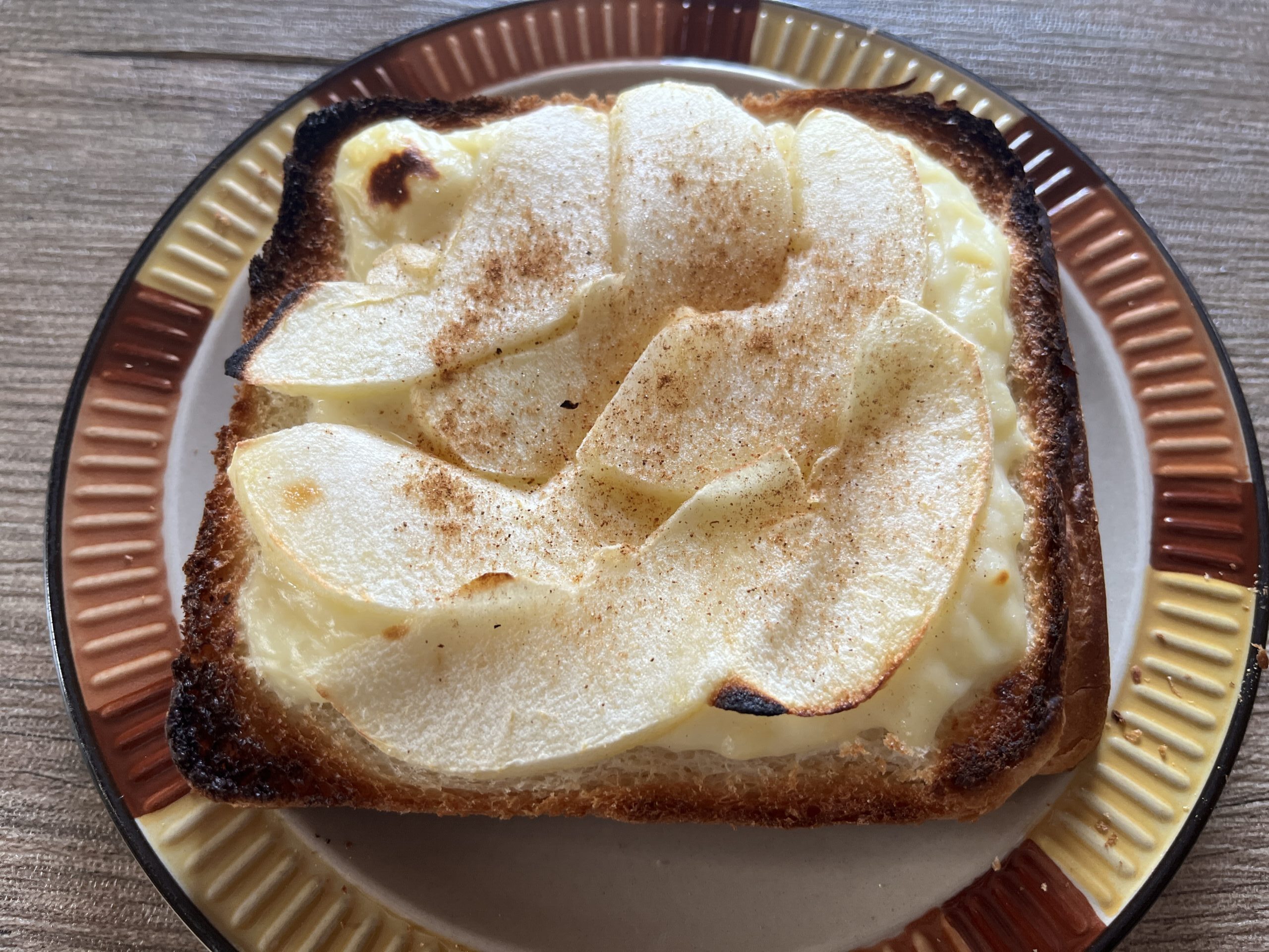 りんごカスタードトースト