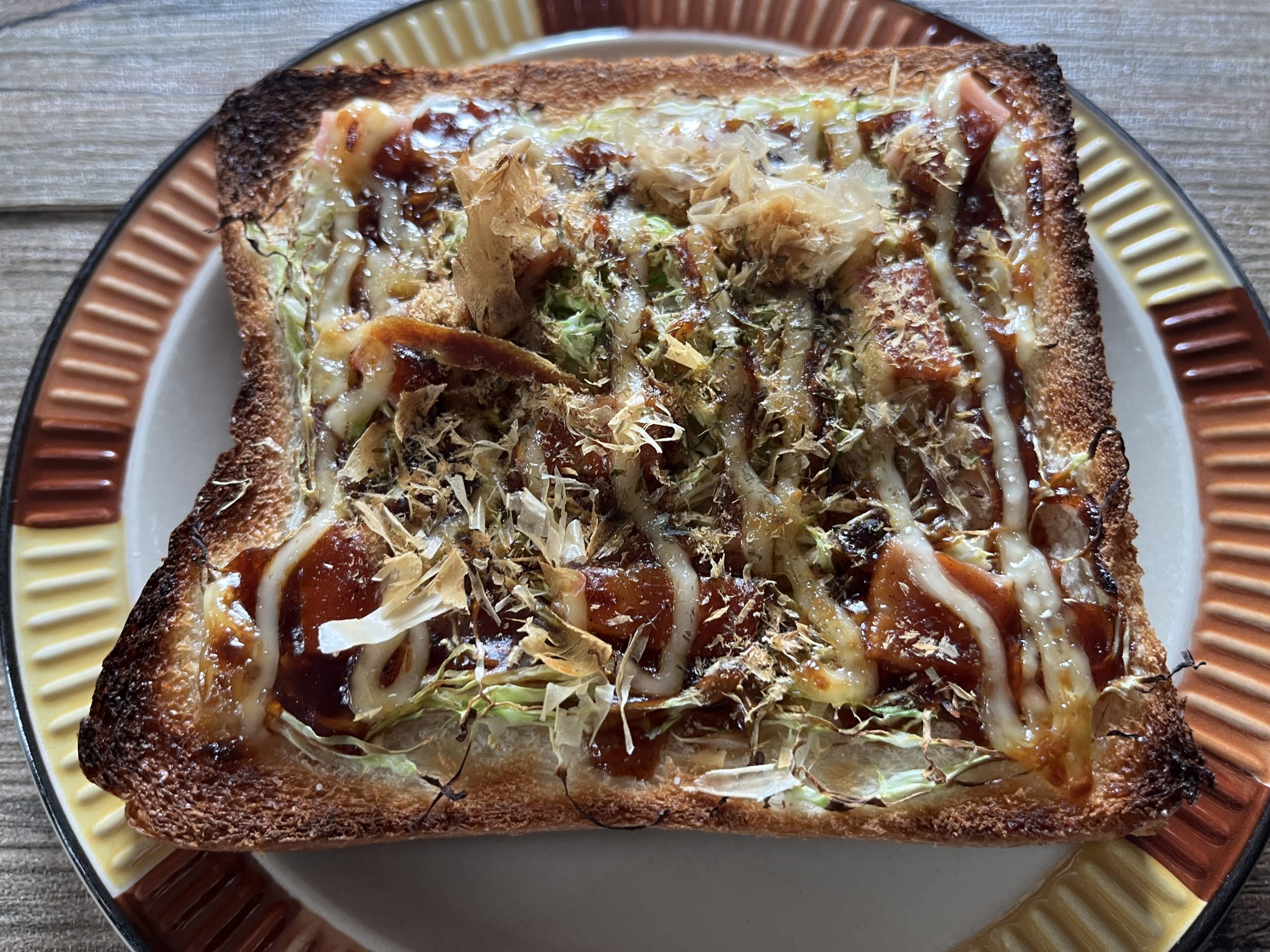 お好み焼き風キャベツトースト