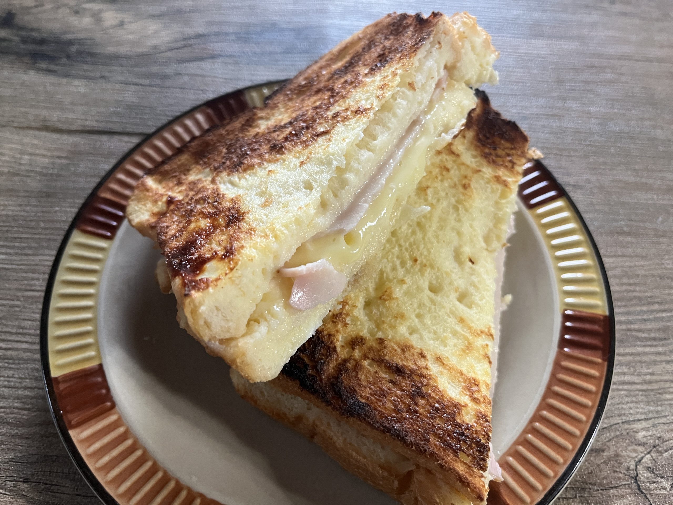 レンジ&トースターでハムチーズフレンチトースト